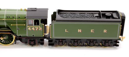 Hornby Dublo LNER A3 Class 4-6-2 4472 1963 Alan Pegler Gold Plated Limited Edition Steam Locomotive