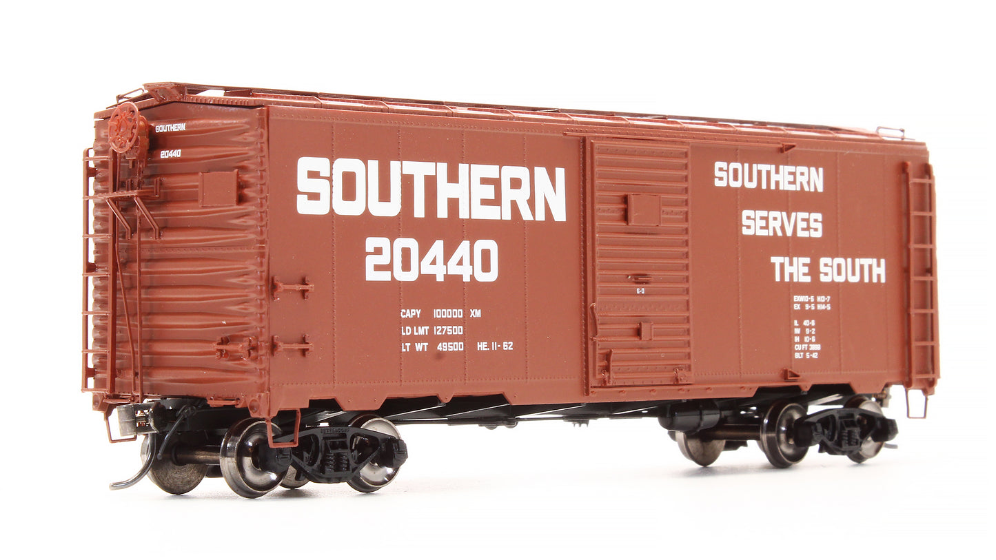 Pre-Owned 45814-23 10' 6" Mod 1937 AAR Box Car Southern Billboard - Road #20440
