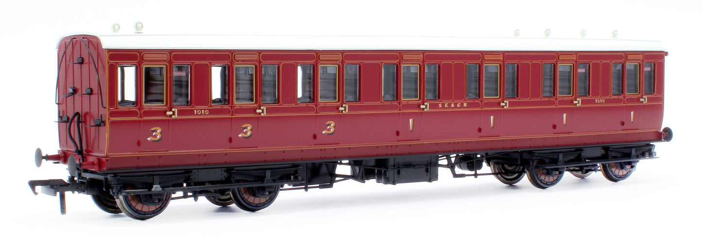 978001 48' SECR ‘Evolution’ Bogie Coach Non-Corridor Carriage No.973, No.881 & No.1010 3-Pack