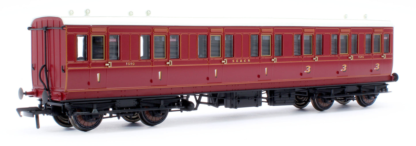 978001 48' SECR ‘Evolution’ Bogie Coach Non-Corridor Carriage No.973, No.881 & No.1010 3-Pack