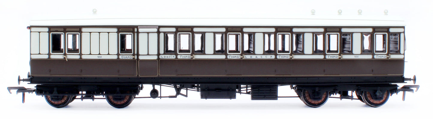 978029 48' LBSCR ‘Evolution’ Bogie Coach Non-Corridor Carriage No.501, No.751 & No.530 3-Pack