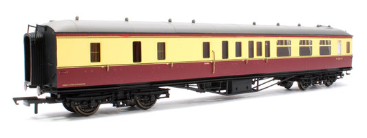 Pre-Owned R4406B BR Hawksworth Brake 3rd Class No.W2251W