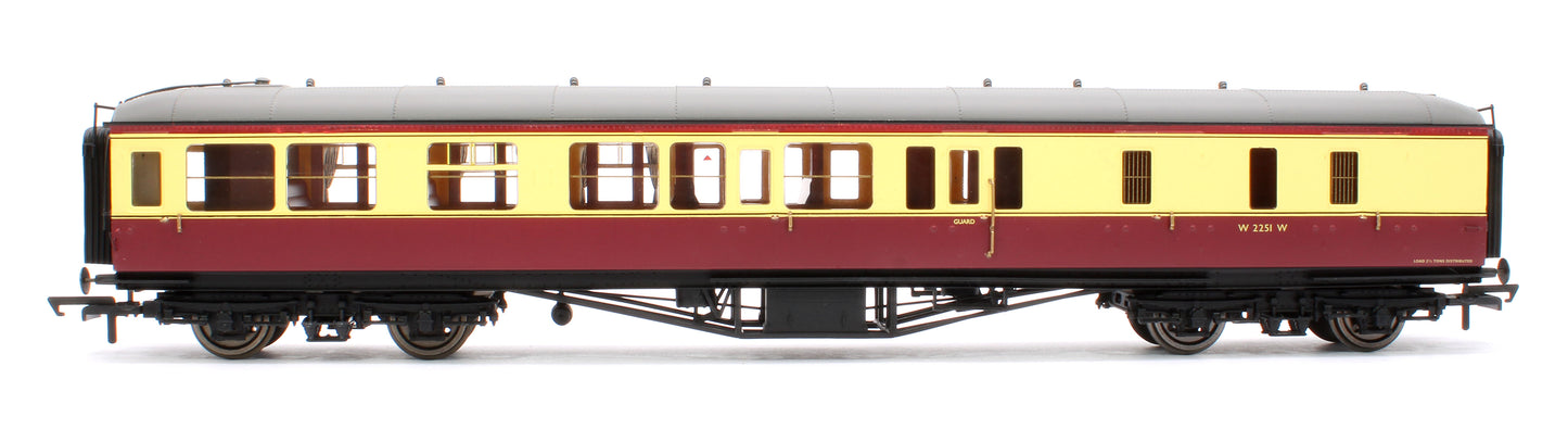 Pre-Owned R4406B BR Hawksworth Brake 3rd Class No.W2251W