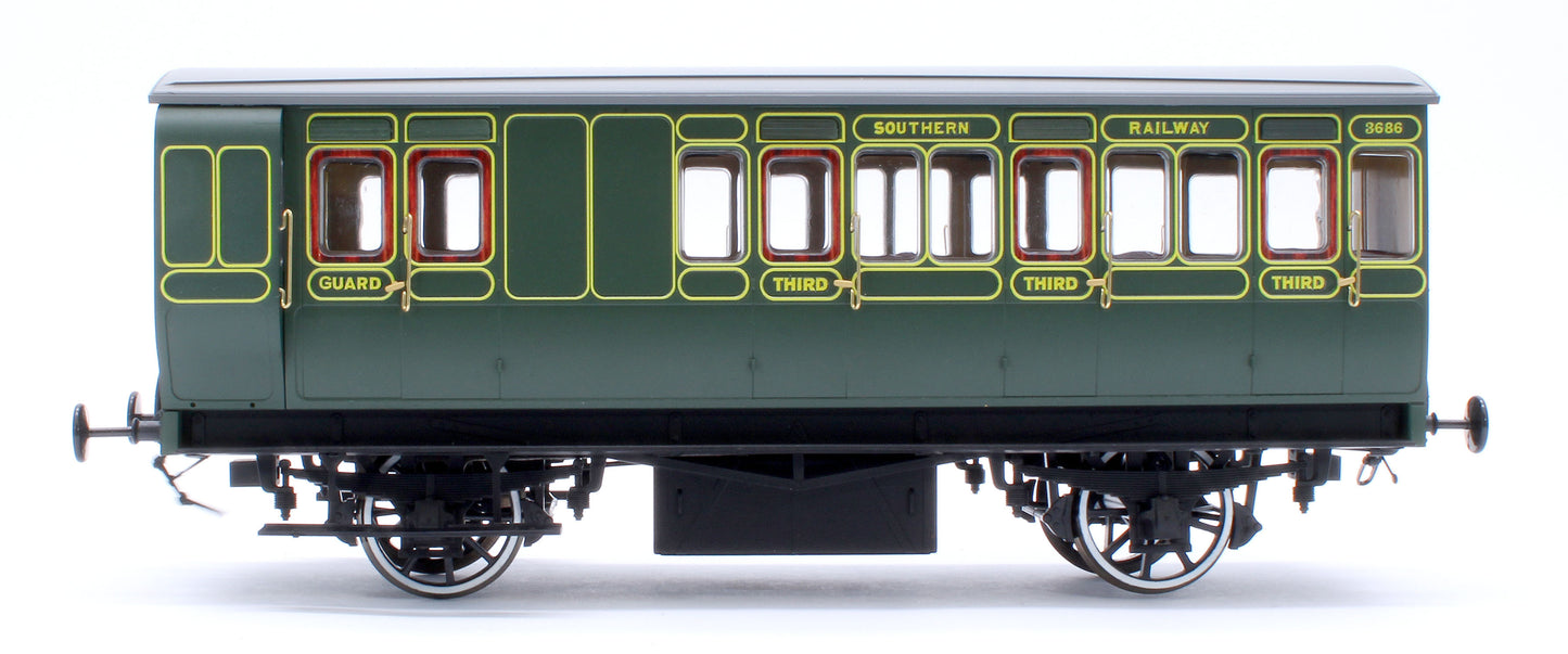 Stroudley 4 Wheel Electrically Lit Brake 3rd Southern Lined Green 3686