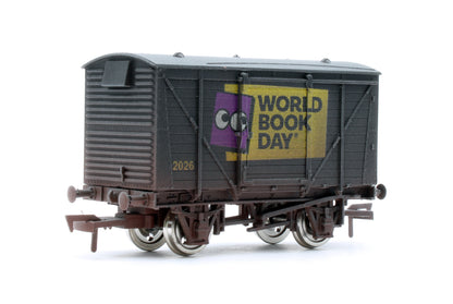 4F-011-179 Ventilated Van World Book Day - Weathered