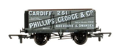 Pre-Owned R6813 7-Plank '257' Grey Open Wagon