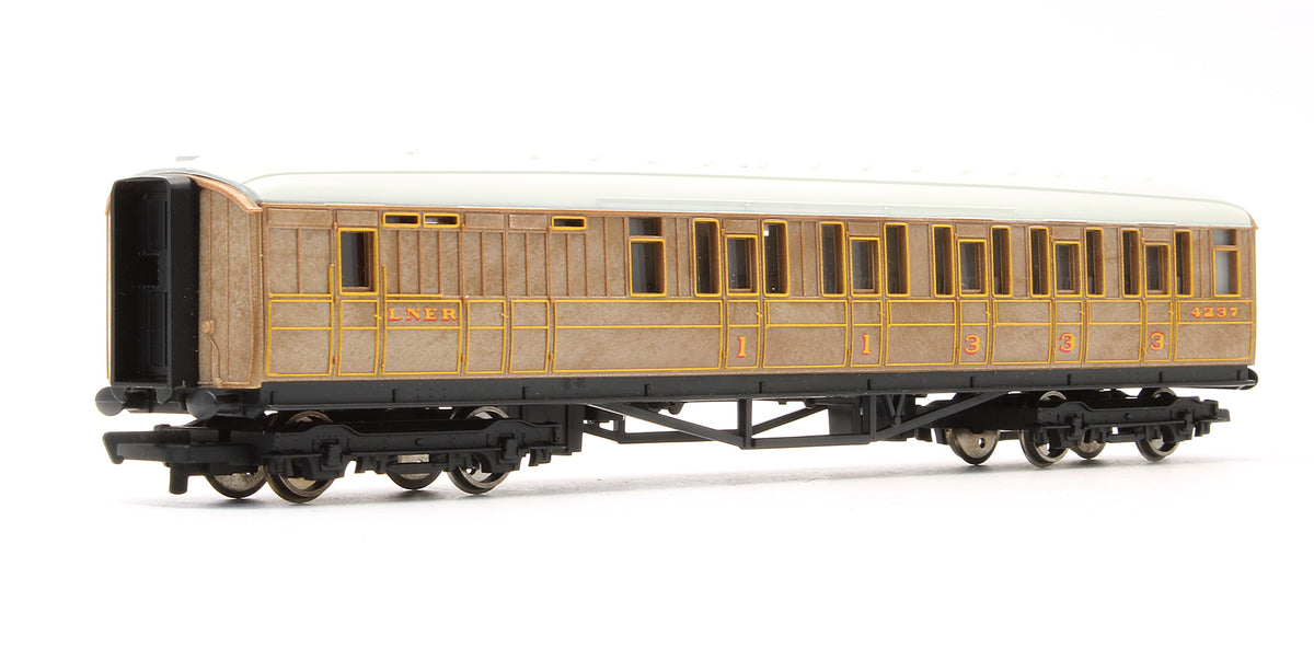 Pre-Owned R478 LNER Brake Composite Coach '4237'