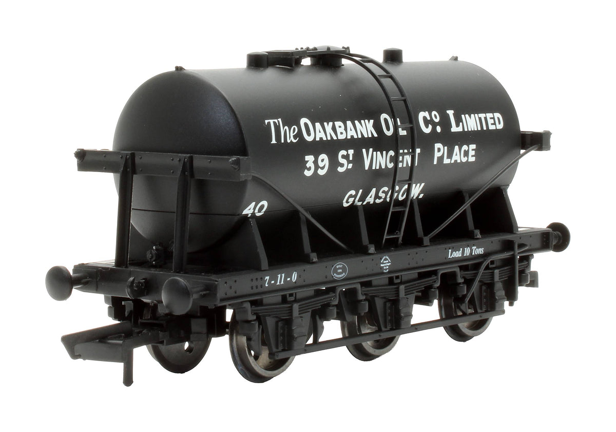 Pre-Owned R6568 6 Wheel Tanker 'Oakbank Oil Co Ltd'