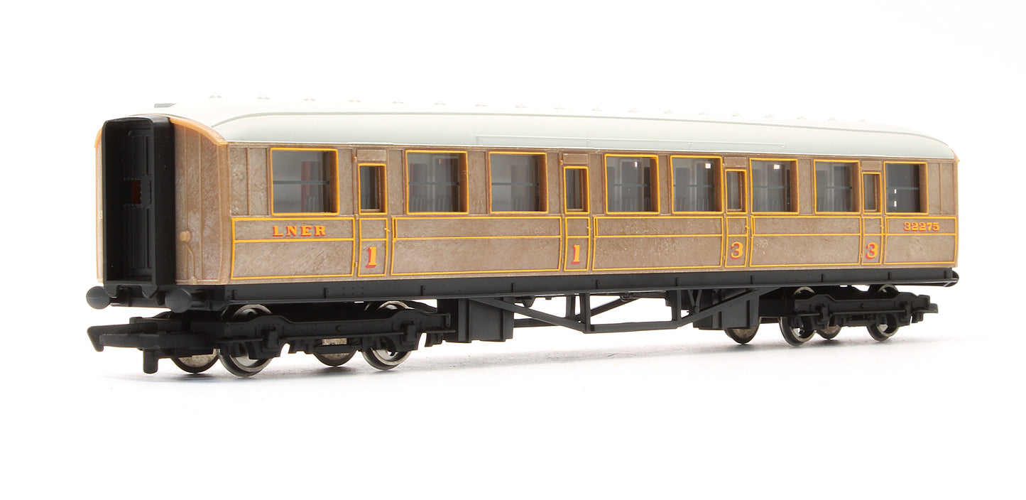 Pre-Owned R4062C LNER Composite Coach ''32275'