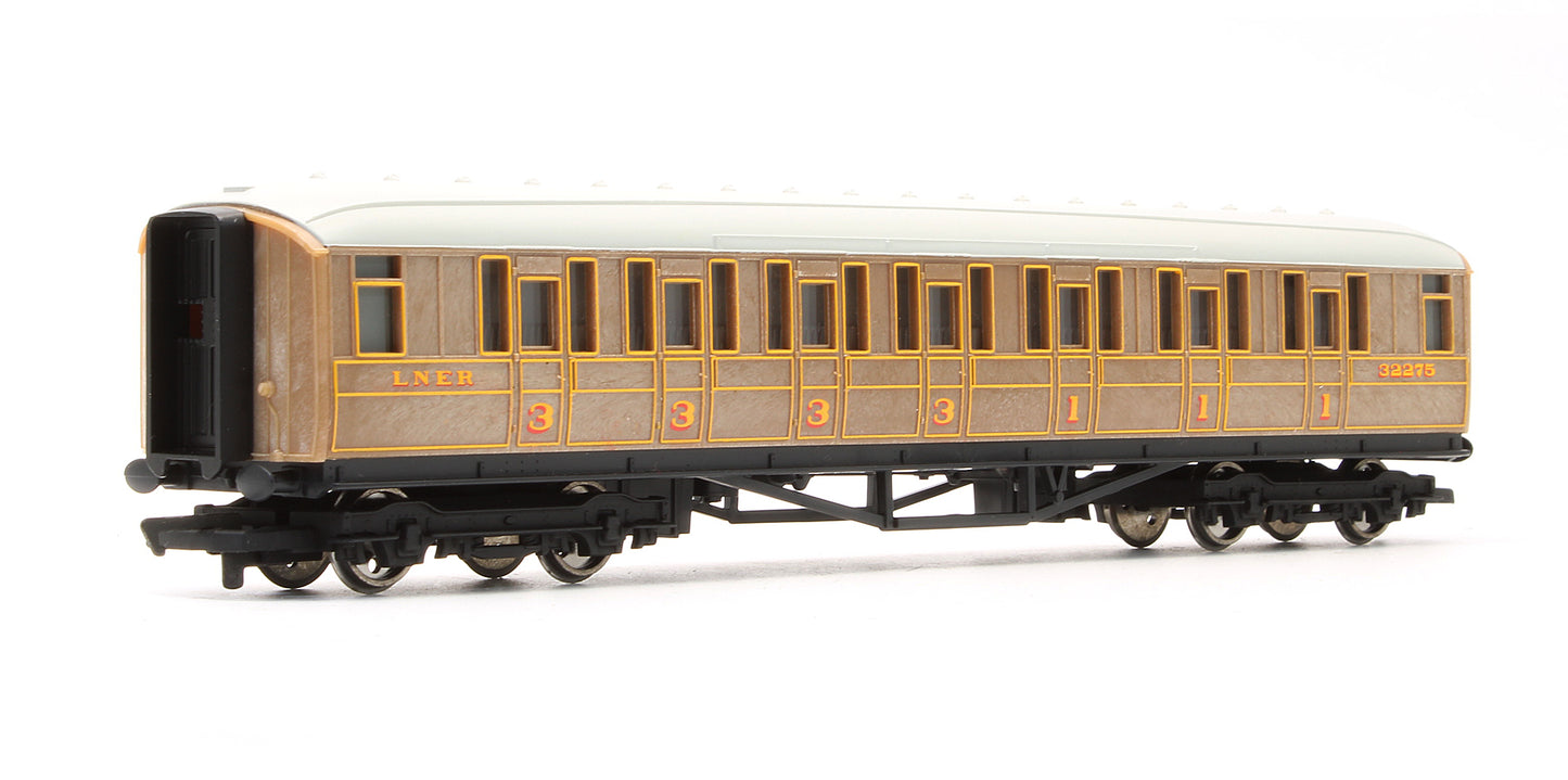 Pre-Owned R4062C LNER Composite Coach ''32275'
