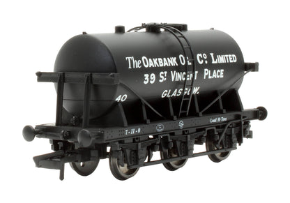 Pre-Owned R6568 6 Wheel Tanker 'Oakbank Oil Co Ltd'
