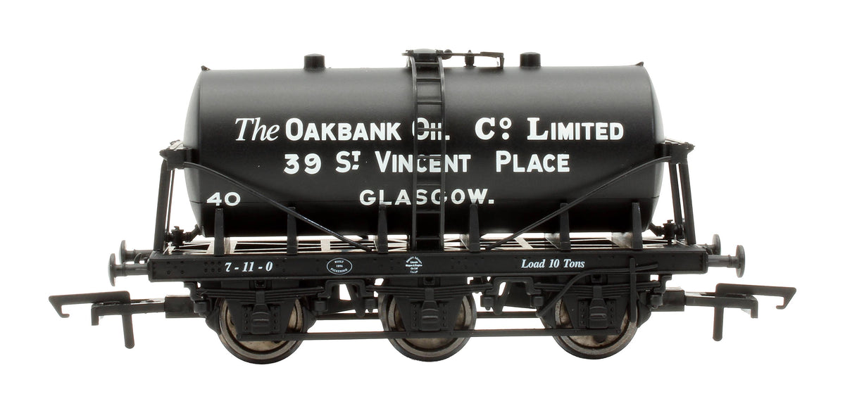 Pre-Owned R6568 6 Wheel Tanker 'Oakbank Oil Co Ltd'