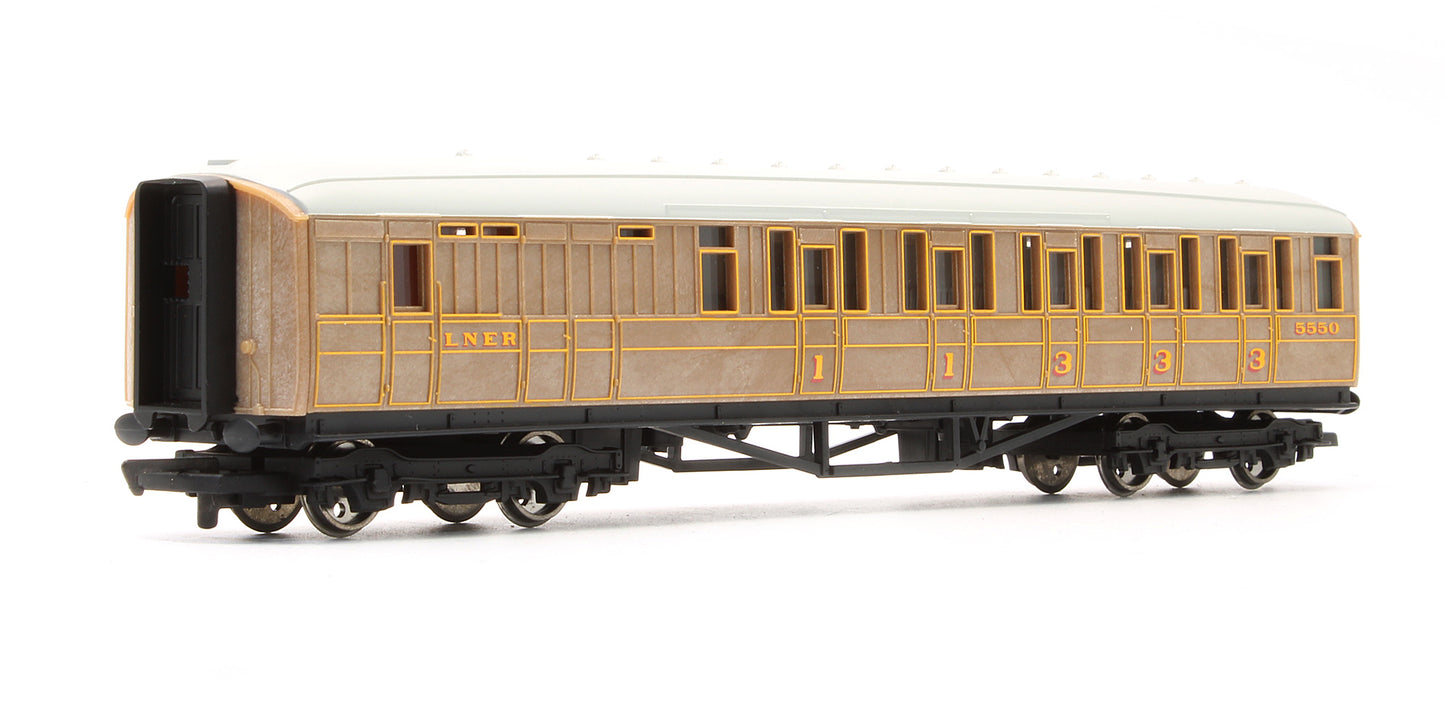 R4063B Pre-Owned LNER Brake Coach ''5550'