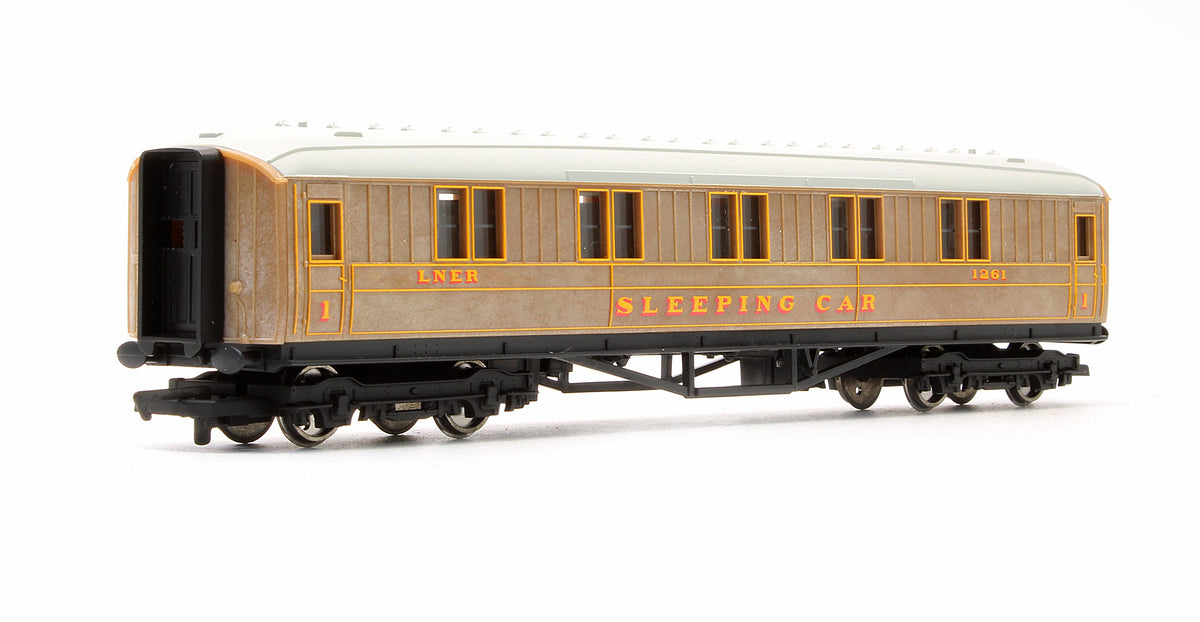 Pre-Owned LNER Sleeper Coach ''1261'