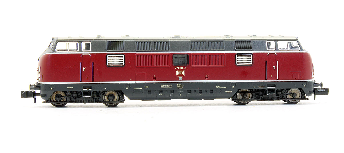 Pre-Owned DB BR 221 104-3 Diesel Locomotive