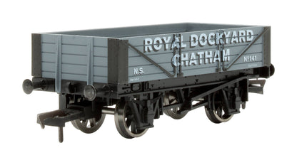 Pre-Owned 5T 5 Plank Wagon Royal Dockyard Chatham 'No. 141'