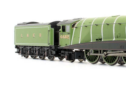 Pre-Owned A4 4482 'Golden Eagle' LNER Doncaster Green Steam Locomotive