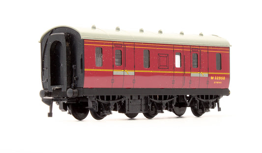 Pre-Owned 4076 BR Six Wheeled Passenger Brake Van 'M 32958'