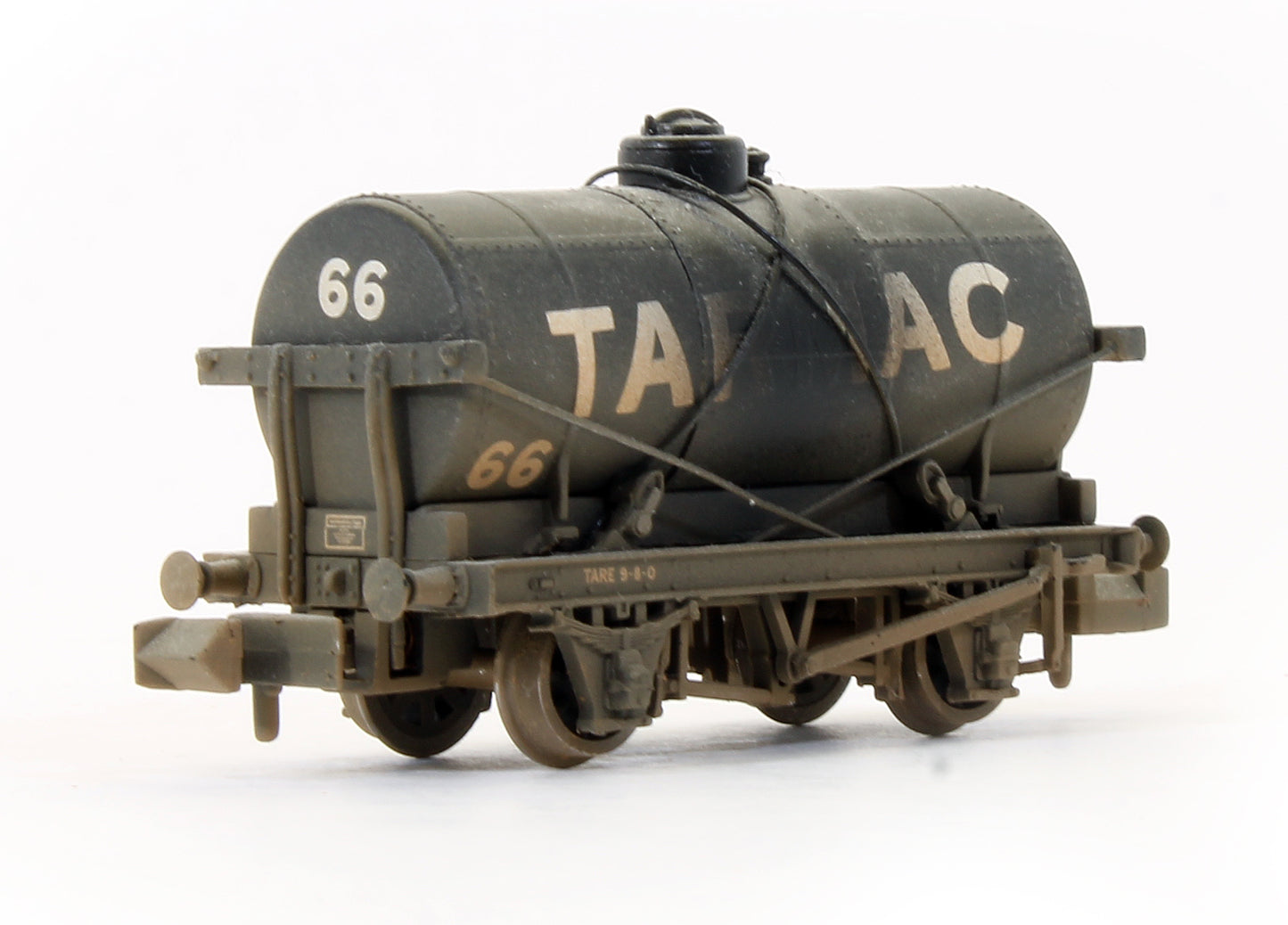 Pre-Owned Set Of 3 - 14t Tank Wagons 'Tarmac' (Weathered)