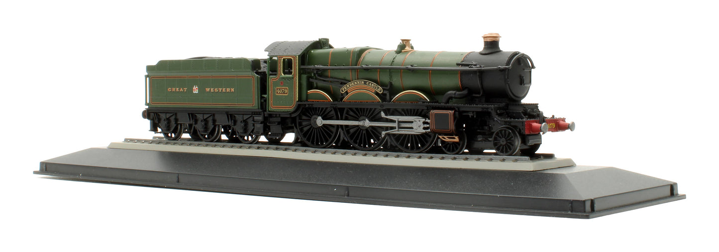 Pre-Owned ST97804 GWR Green 4-6-0 Castle Class 4079 'Pendennis Castle' (Static Diecast Model)