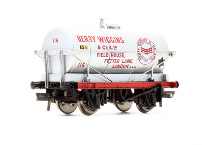Pre-Owned 14 Ton Tank Wagon Silver 'Berry Wiggins' No.116
