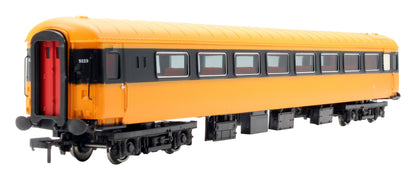 Pre-Owned MM5223 IE MKII Standard 2nd Class Coach No.5223