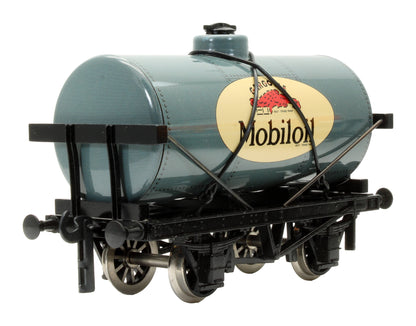 Pre-Owned Mixed Set of 3x Tank Wagons
