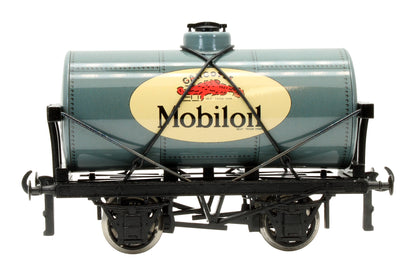 Pre-Owned Mixed Set of 3x Tank Wagons