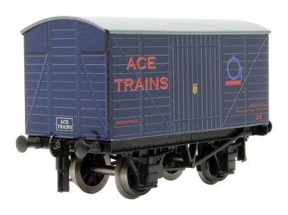 Pre-Owned Mixed Set of 3x Van Set