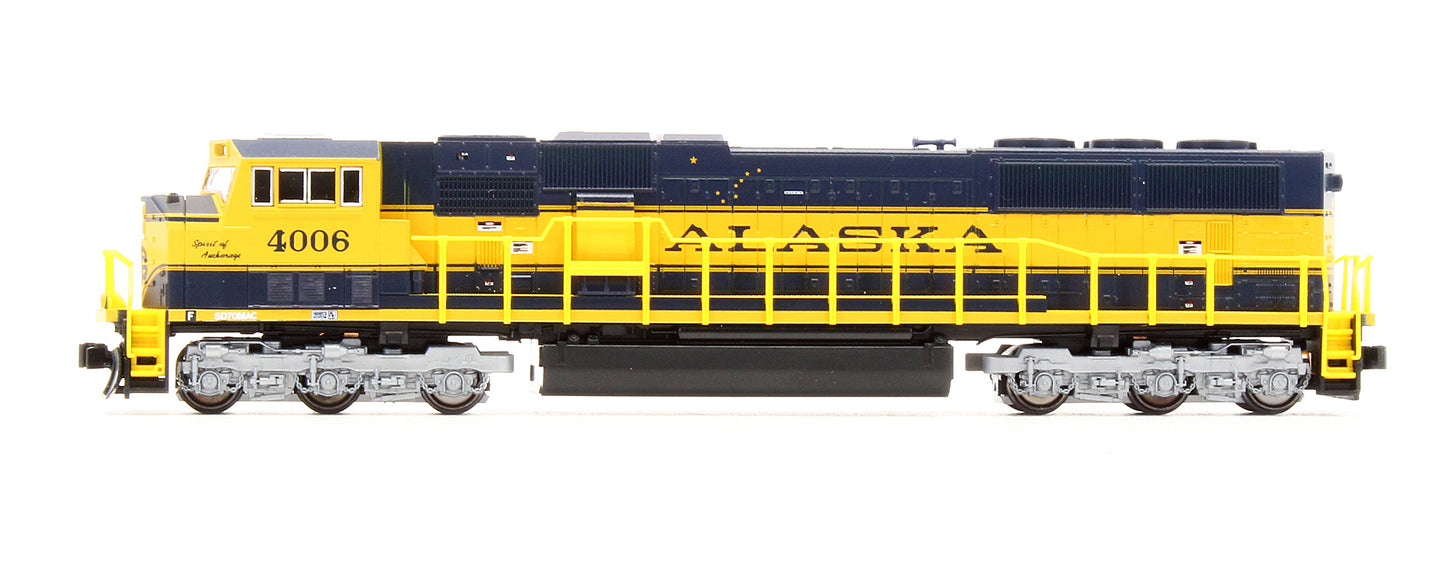 Pre-Owned EMD SD70MAC Nose Headlight Version Diesel Locomotive Alaska Railroad - Road #4006