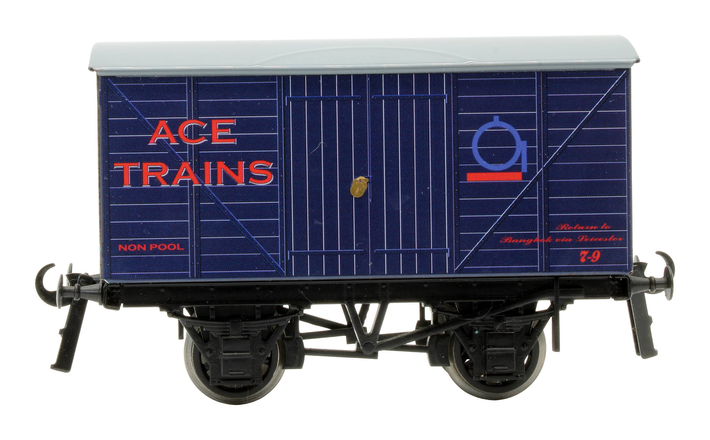 Pre-Owned Mixed Set of 3x Van Set