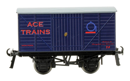 Pre-Owned Mixed Set of 3x Van Set
