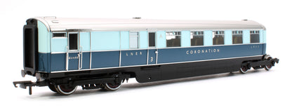 Coronation Brake Third & Kitchen Third Articulated LNER Coach Pack