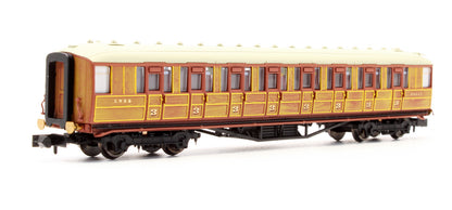 Pre-Owned 2P-011-004 Gresley LNER Teak 3rd Class Coach 60642
