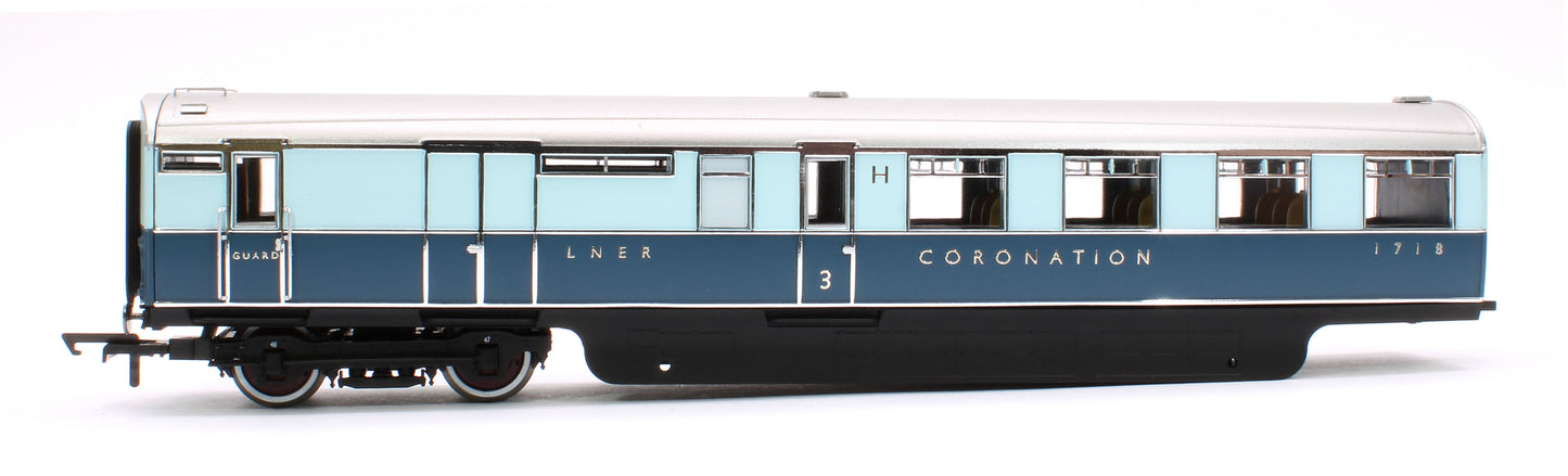 Coronation Open Third & Brake Third Articulated LNER Coach Pack