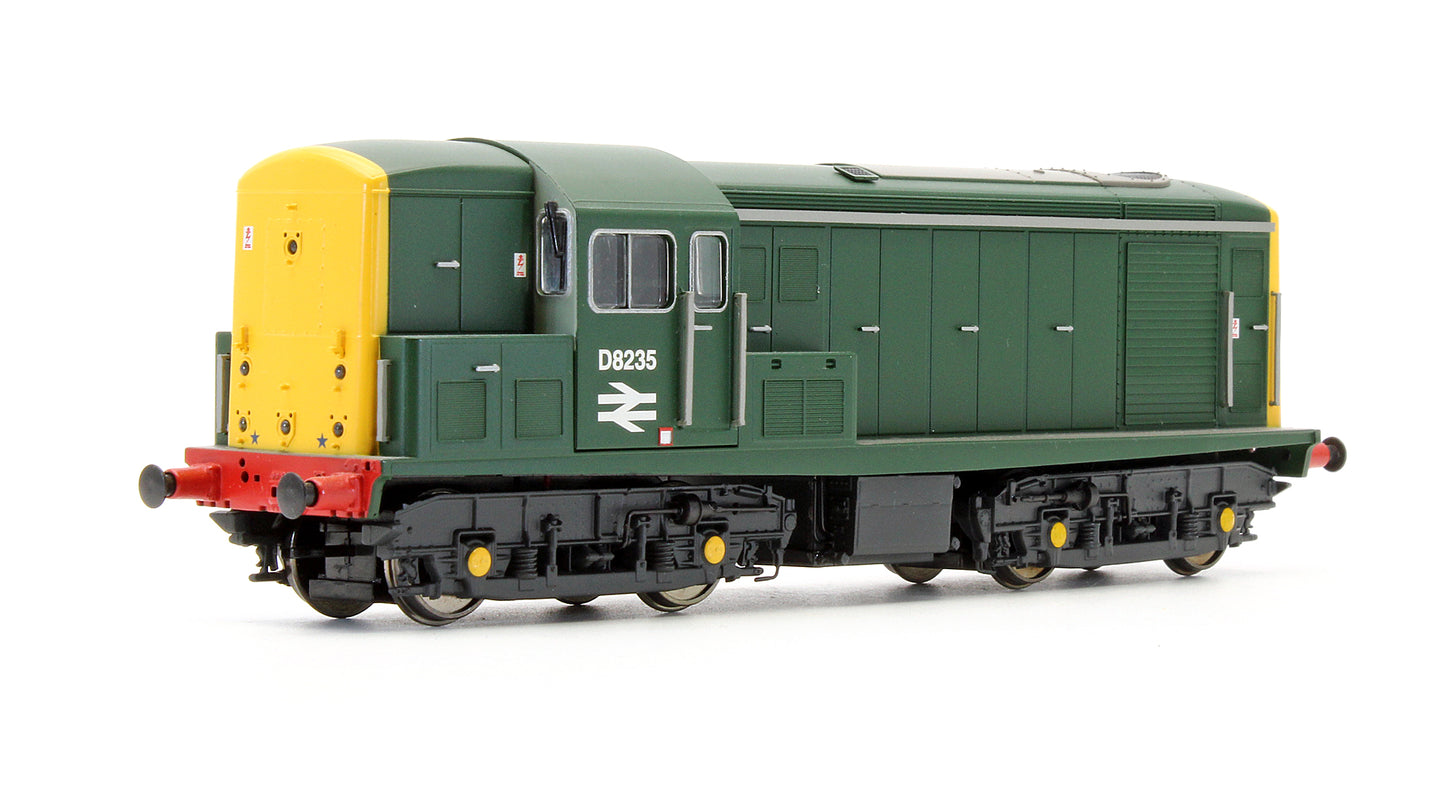 Pre-Owned BR Green Full Yellow Ends Class 15 'D8235' Diesel Locomotive