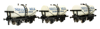 Pre-Owned Set of 3x Nestle Milk Tankers