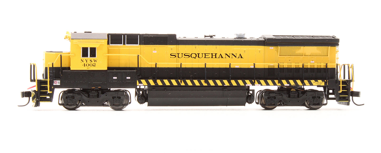 Pre-Owned 48716 Dash 8-40B Susquehanna Diesel Locomotive - Road #4002