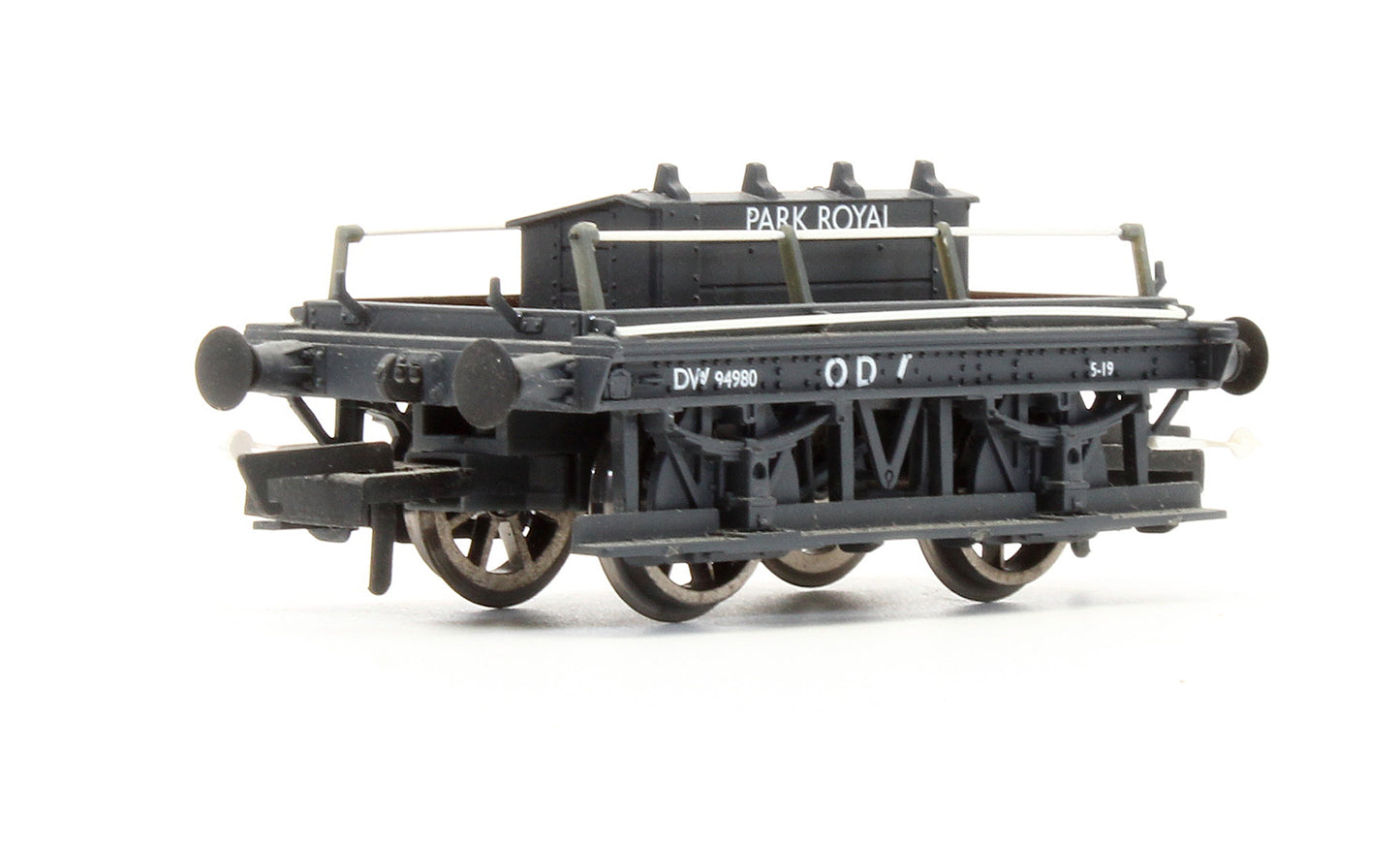 Pre-Owned R6643A BR Shunters Truck Park Royal '94980'