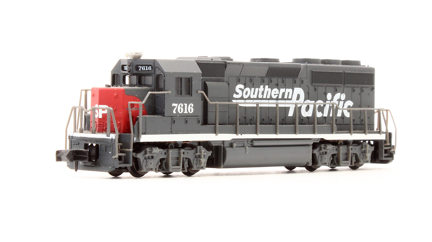 Pre-Owned 48621 GP40-2 Southern Pacific Diesel Locomotive - Road #7616