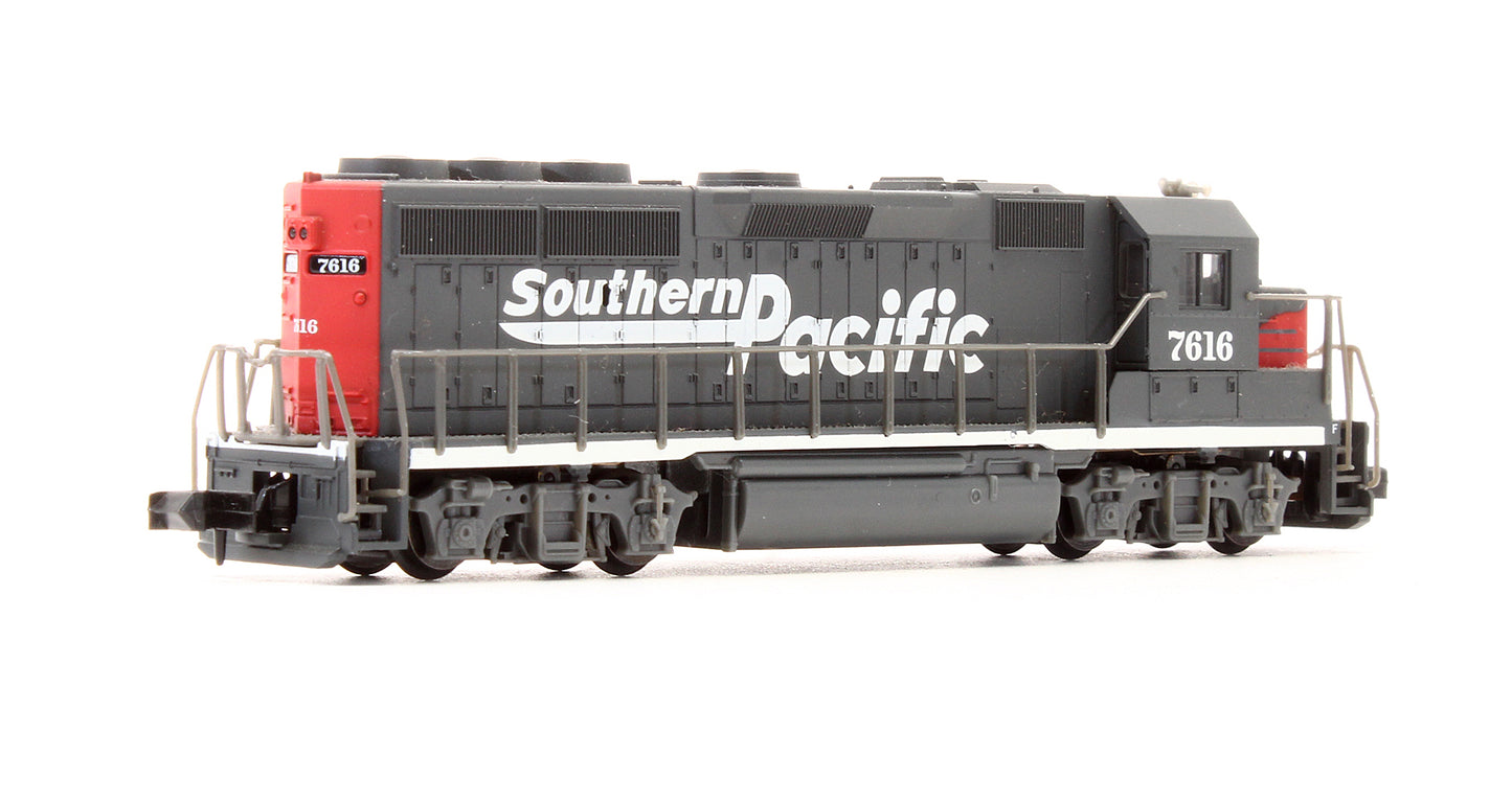 Pre-Owned 48621 GP40-2 Southern Pacific Diesel Locomotive - Road #7616
