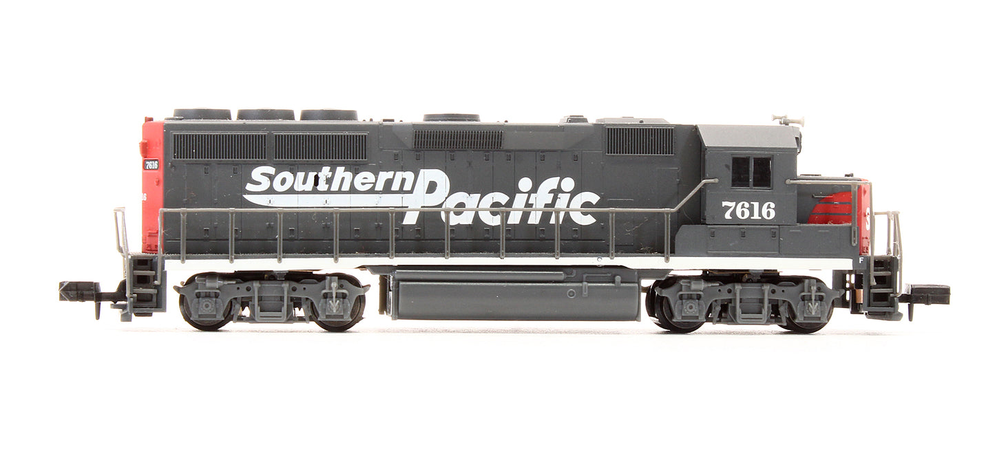 Pre-Owned 48621 GP40-2 Southern Pacific Diesel Locomotive - Road #7616