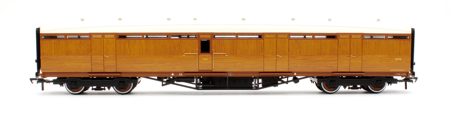 LNER Thompson Full Brake LNER Teak Effect No. E17E