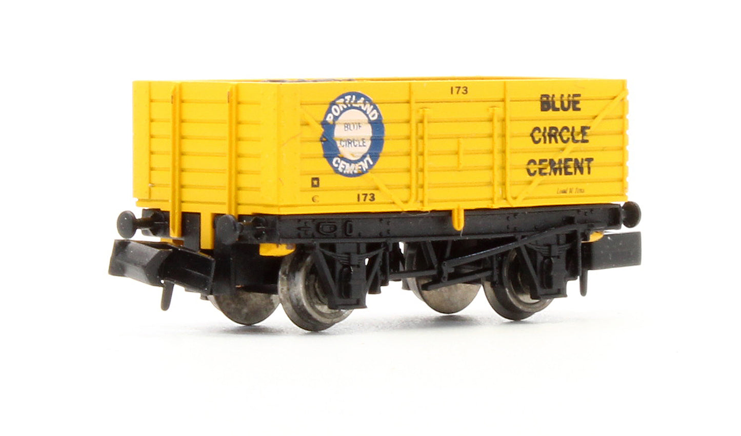 Pre-Owned 7 Plank Wagon 'Blue Circle' No.173
