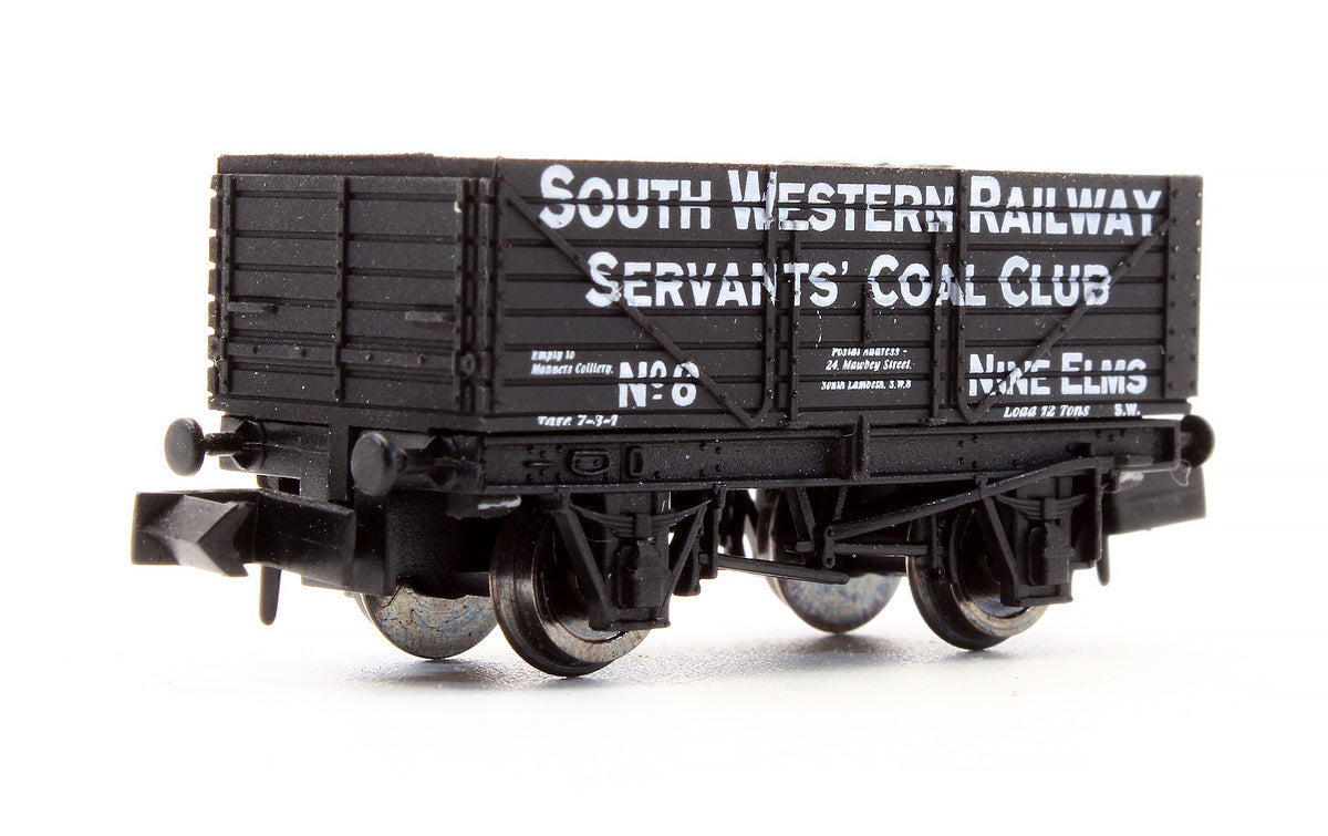 Pre-Owned 2F-071-007 South Western Railway Servants 7 Plank Wagon