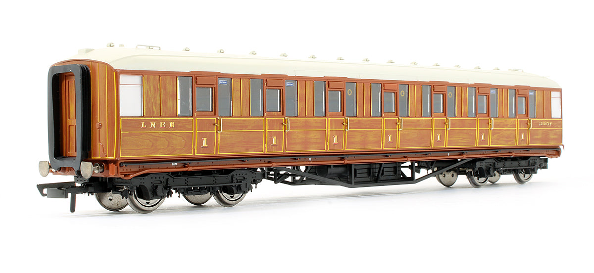 Pre-Owned LNER 6ft 6in Corridor 1st Class Coach '31879'