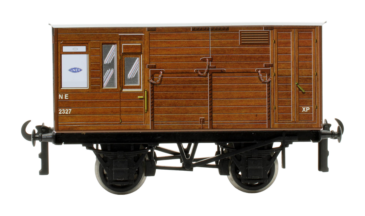 Pre-Owned Set 12 of 3x Private Mixed Vans