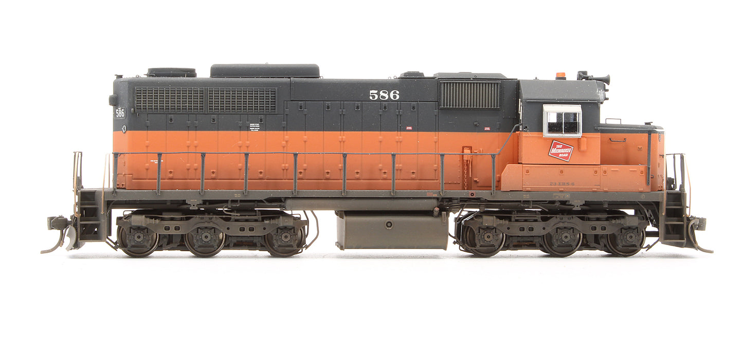 Pre-Owned EMD SDL39 Diesel Locomotive Milwaukee Road - Road #586 - Custom Weathered - DCC Sound