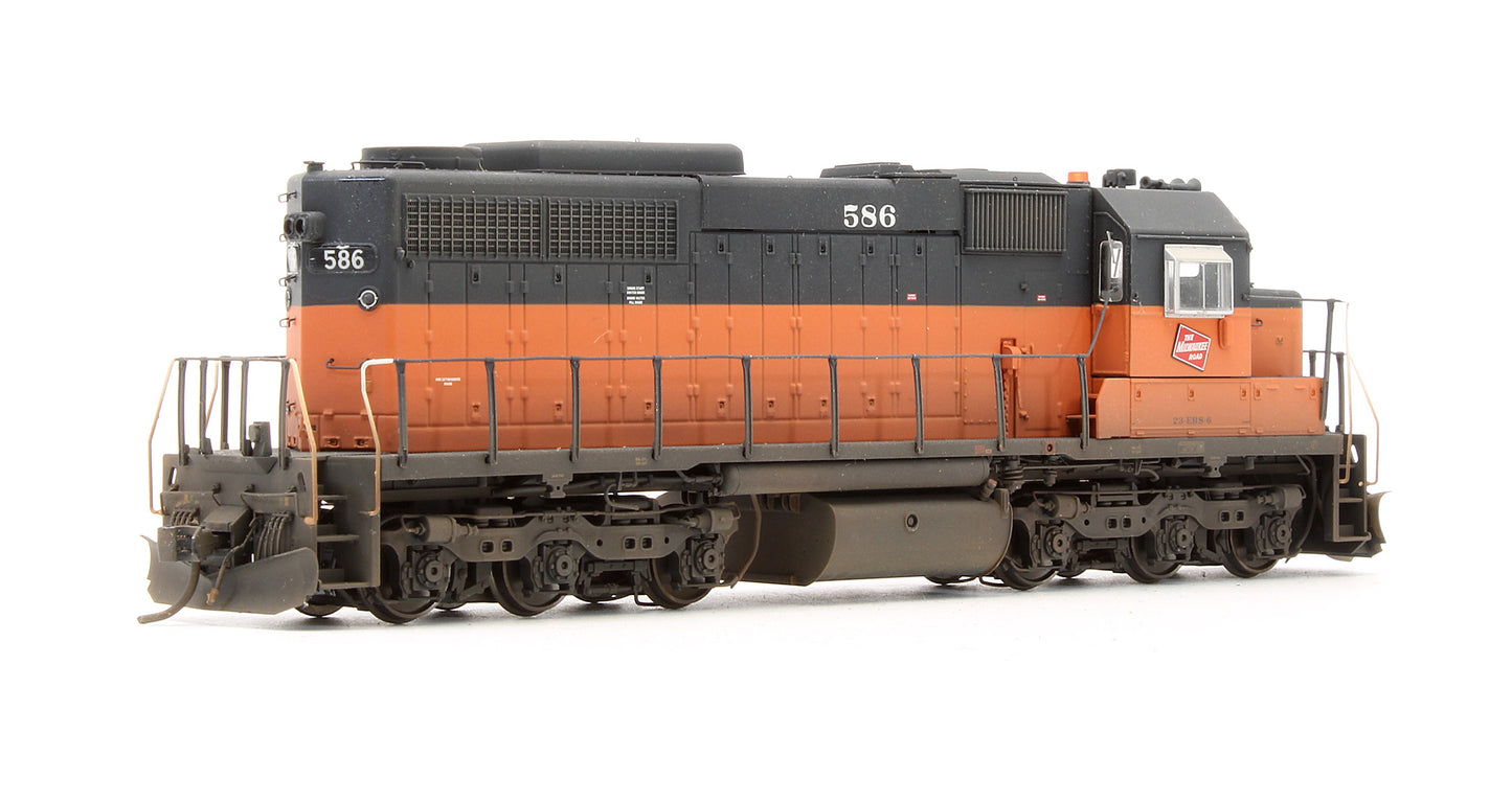 Pre-Owned EMD SDL39 Diesel Locomotive Milwaukee Road - Road #586 - Custom Weathered - DCC Sound