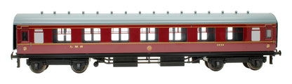 Pre-Owned LMS Crimson 3rd Class Coach '1935'